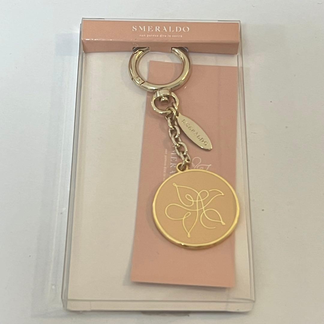 BTS 防弾少年団 スメラルド SMERALDO ストラップ キーホルダー