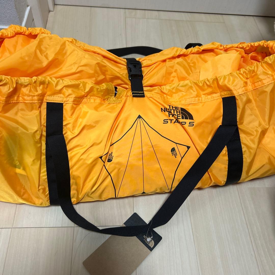 ノースフェイスタープ