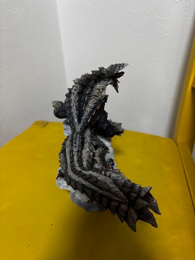 獄狼竜 ジンオウガ亜種 カプコンフィギュアビルダー クリエイターズモデル