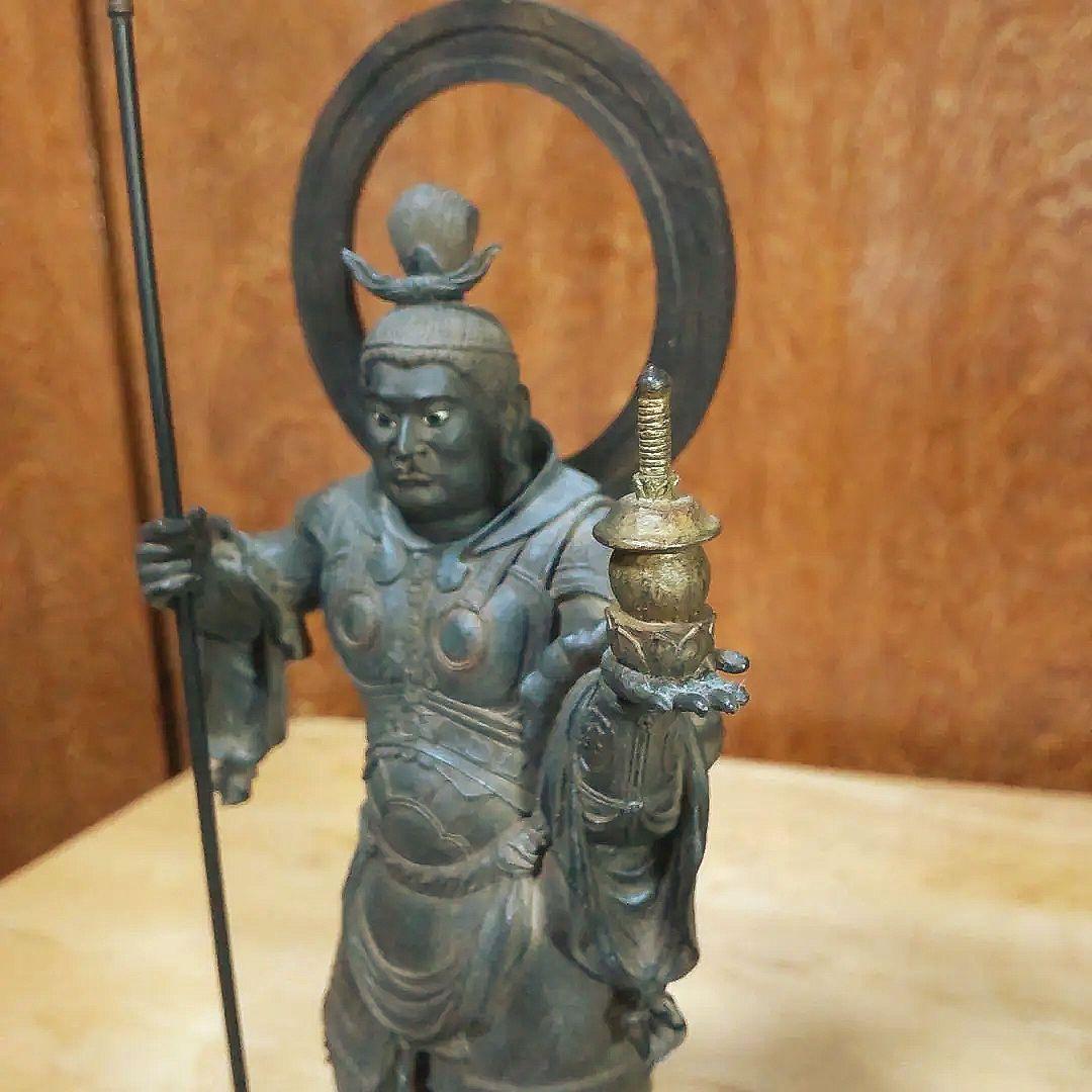 TonaCocoroイスム掌 毘沙門天