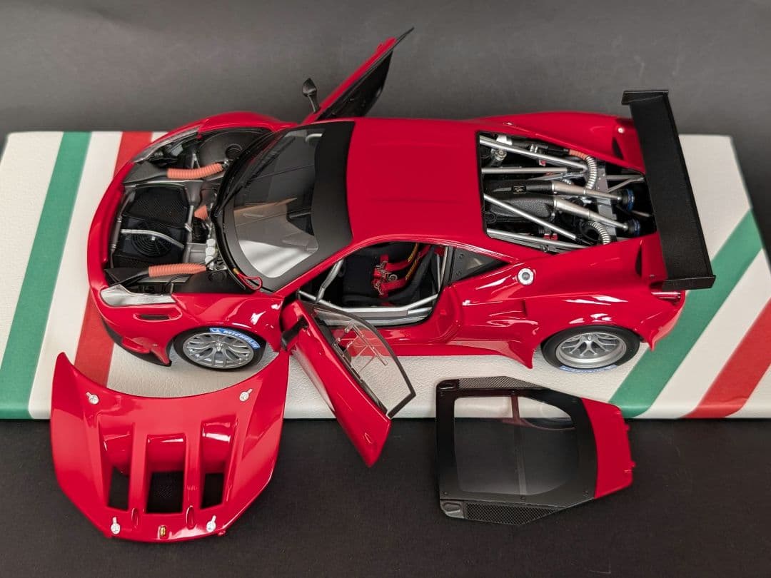 ホットウィールエリート 1/18 フェラーリ 458 イタリア GT2