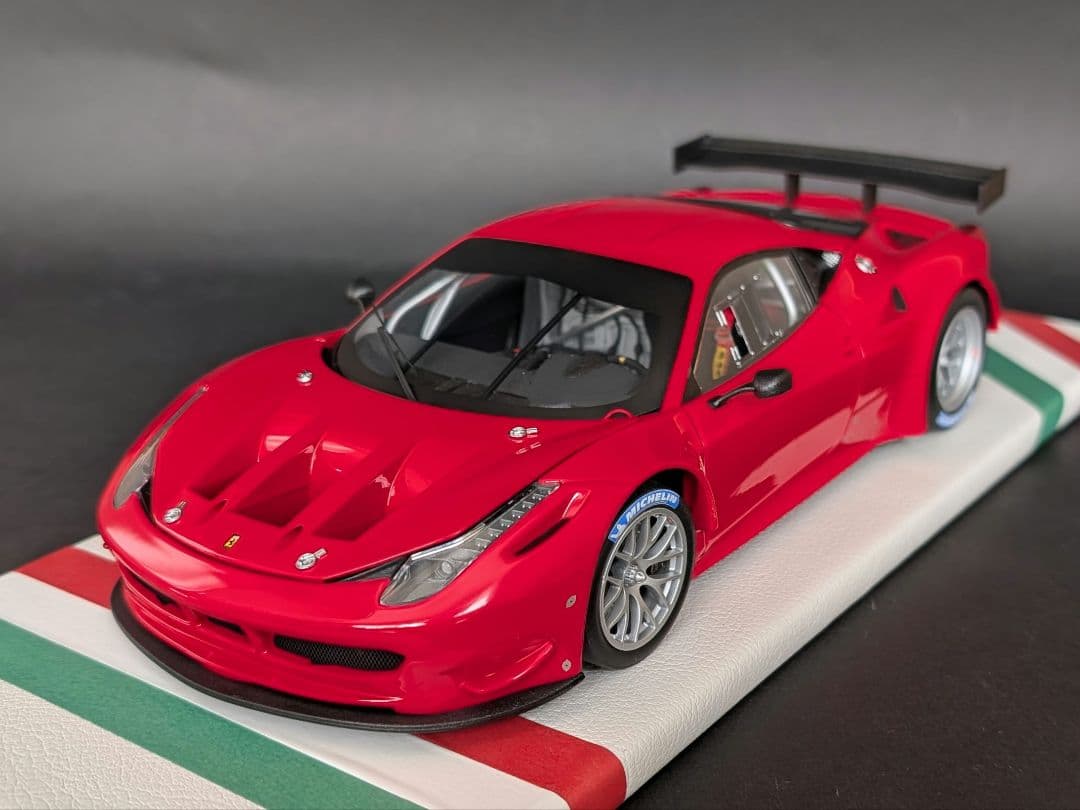 ホットウィールエリート 1/18 フェラーリ 458 イタリア GT2
