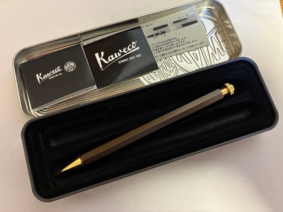 カヴェコスペシャル　オリーブブラウン　伊東屋限定