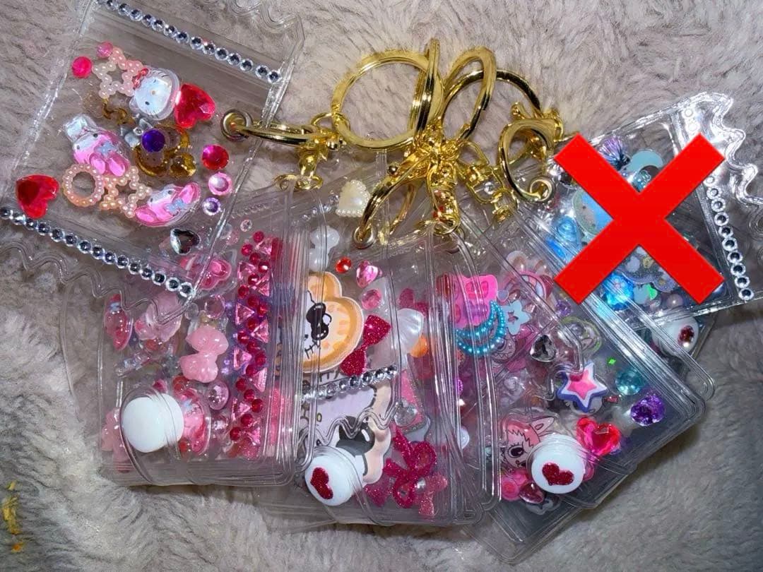 キラキラミニシール帳完成品4冊