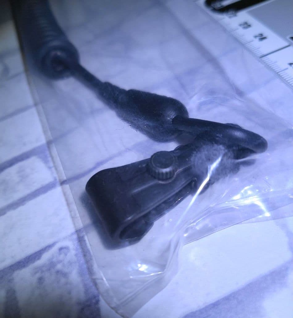 【新品未使用】警察 カールコード 拳銃 ランヤード 吊り紐