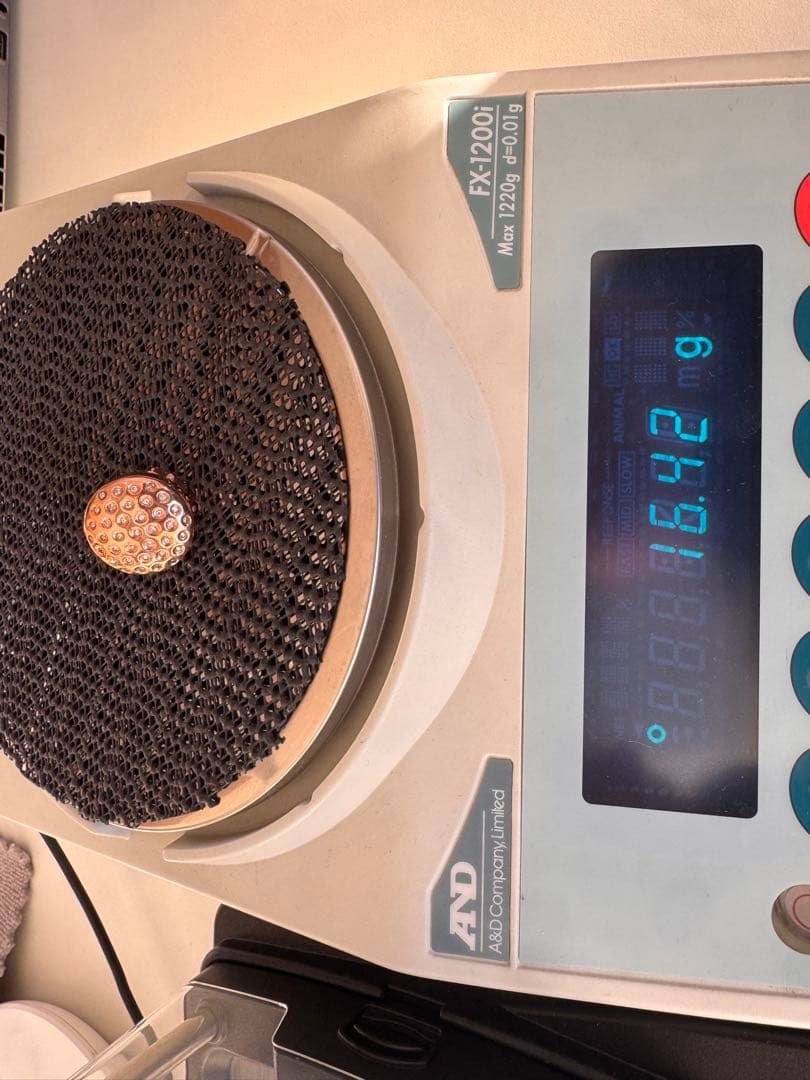 金が高い今❗️ゴルフマーカー K10PGダイヤモンド0.38ctワンオフ