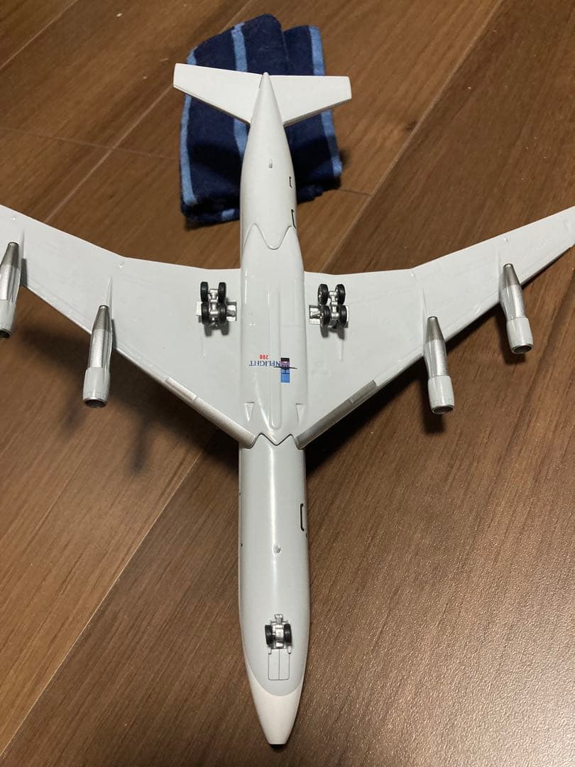 1/200 イラク航空 ボーイング707