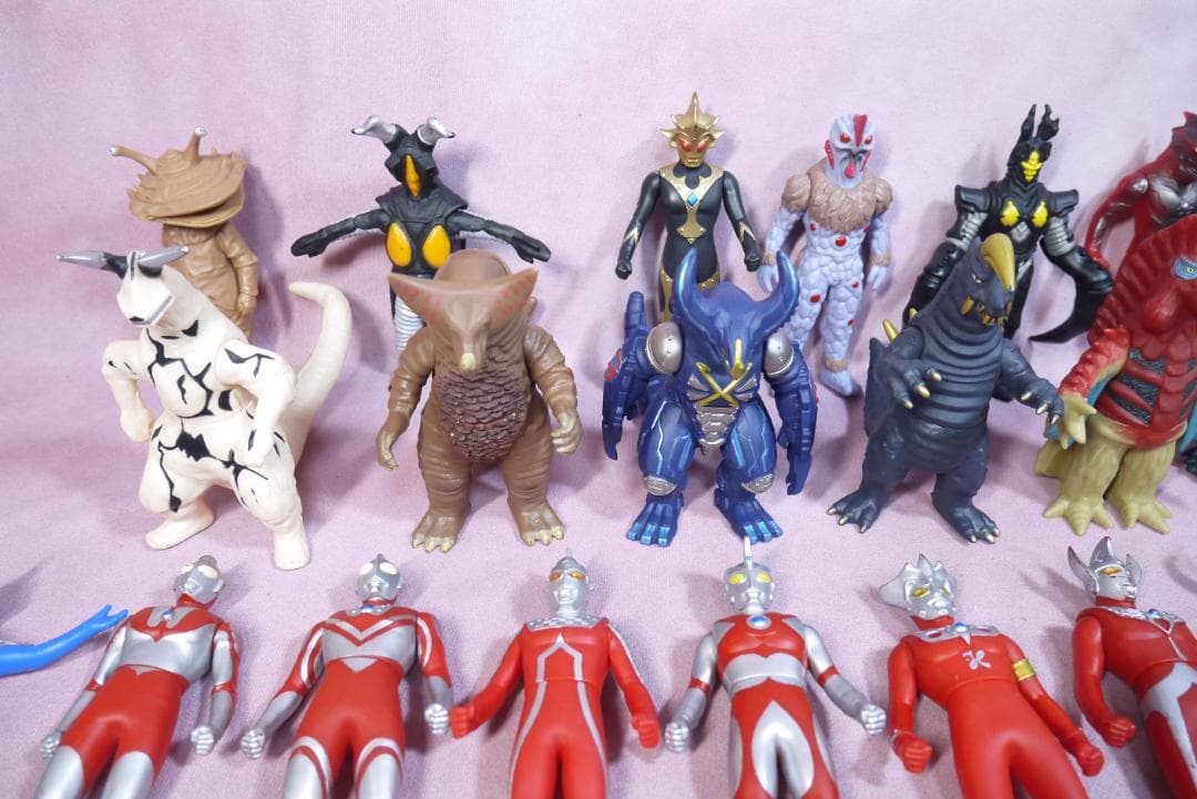 ウルトラヒーローシリーズ500　ウルトラ怪獣シリーズ500　ソフビ　69体