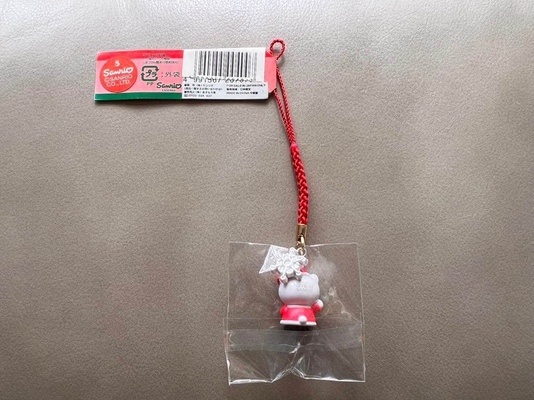 ◆希少◆【ご当地キティ】クリスマス　サンタさん 雪だるま　根付け　ストラップ