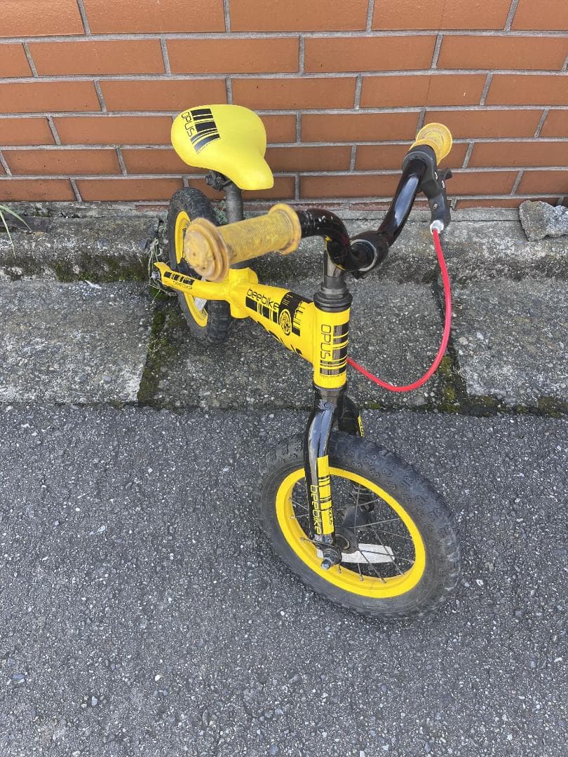 お子様に！【OPUS】 オーパス beebike 後ブレーキ装備！三輪車卒業に