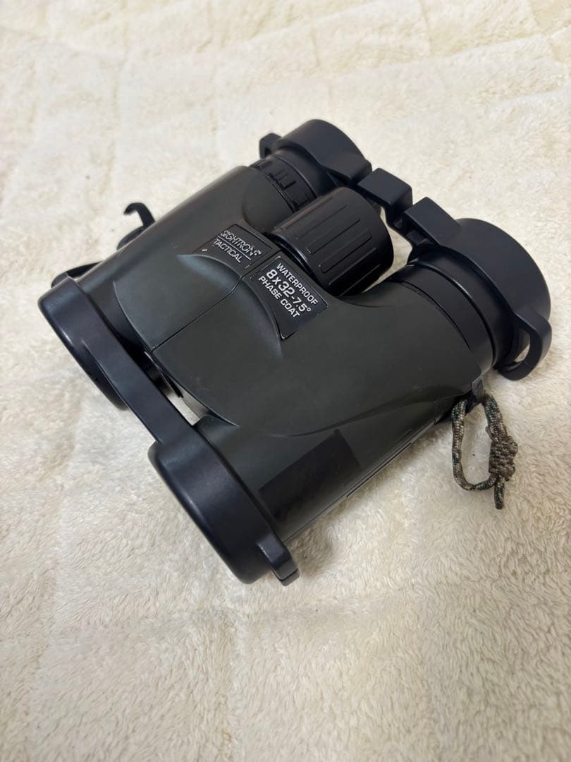 Sightron サイトロン　8x32 防水双眼鏡 収納ケース付き