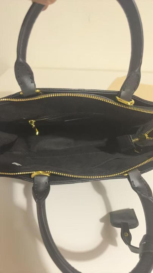 M45811ブラック プリント トートバッグ