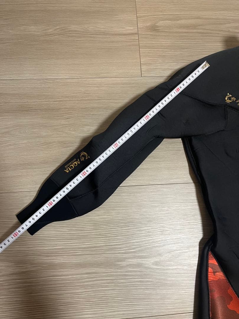 【Hato】ドライスーツ３点セット ワールドダイブ