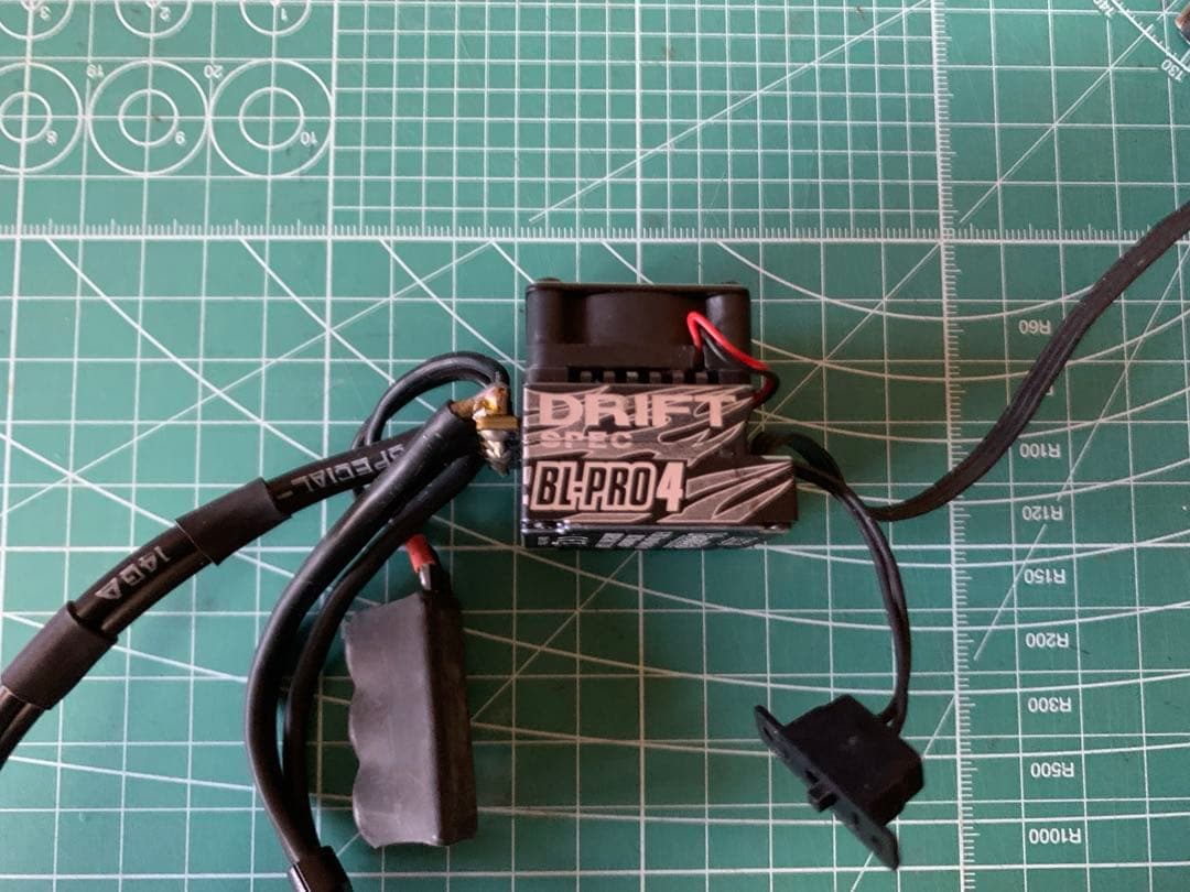 ヨコモ　BL-PRO4 ドリフトスペック　アンプecs