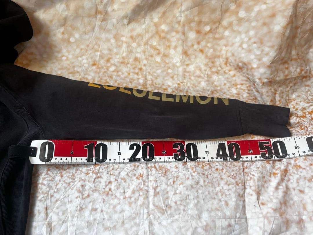 超希少✨ルルレモン限定ロゴ入り スキューバーフーディパーカーサイズ4