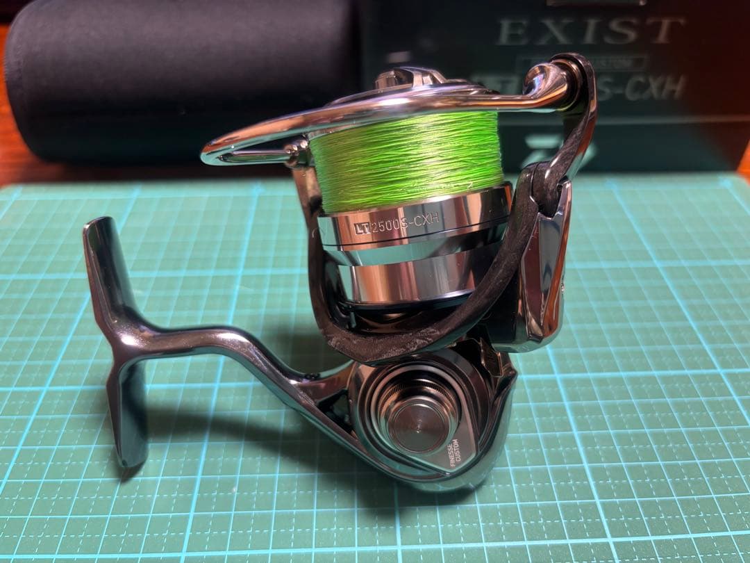 Daiwa 18イグジストFC LT2500S-CXH