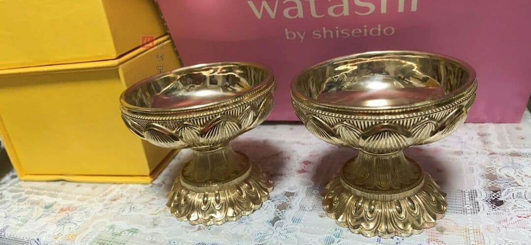 【修縁堂】 4器1セット 洒水器 塗香器 食事器 法具 真鍮制