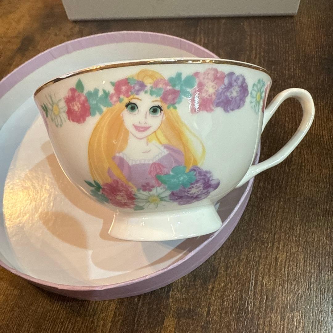 ディズニーティーカップセット（3個）　ベル　ラプンツェル　アリエル