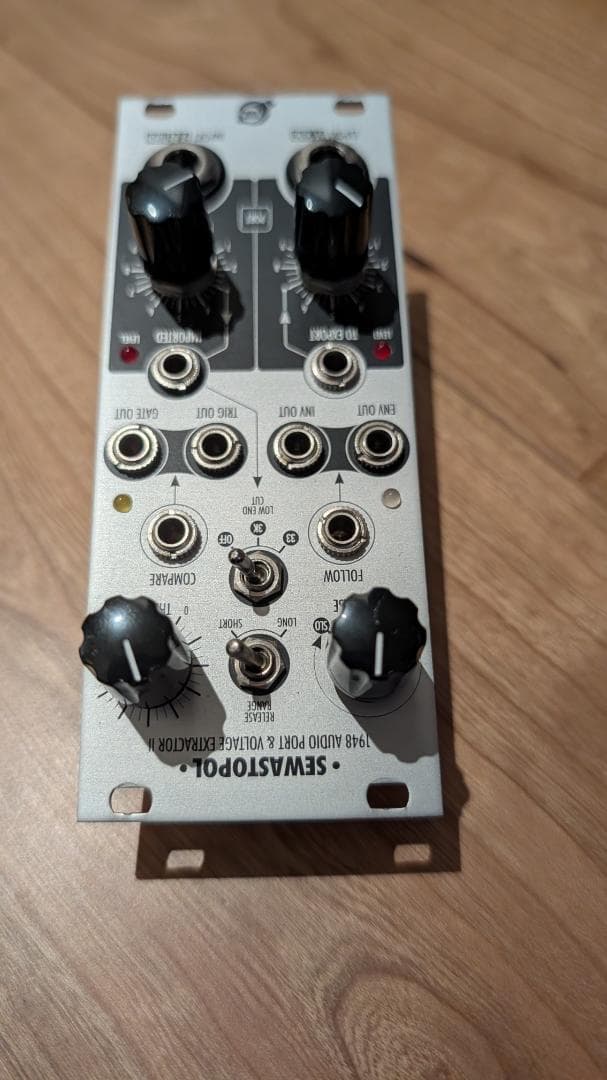 XAOC Devices / Sewastopol II　モジュラーシンセ