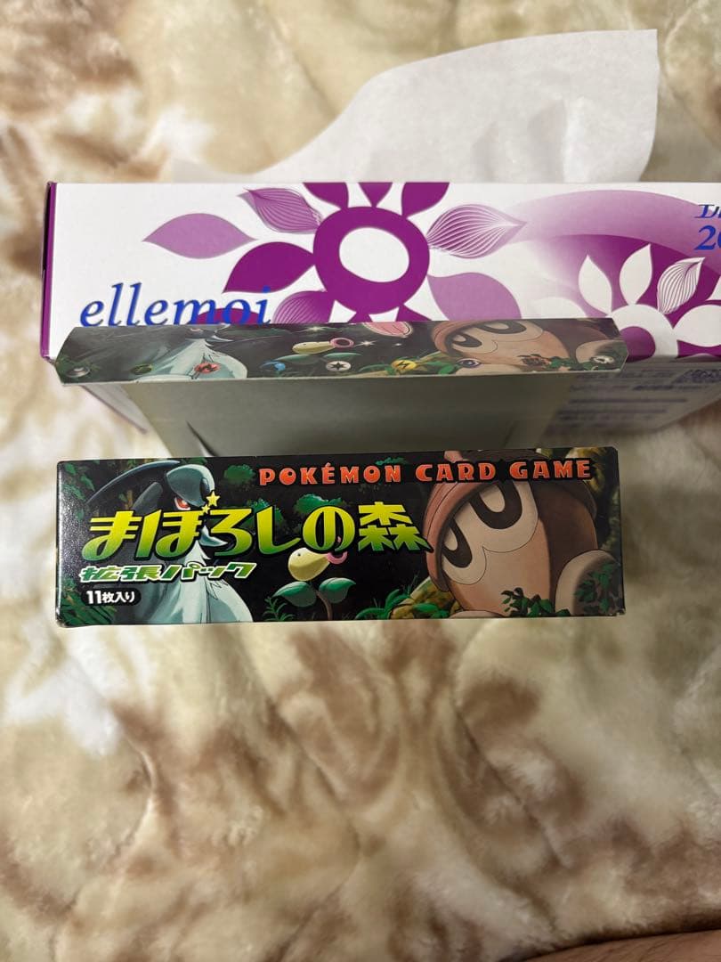 ポケモンカードゲーム まぼろしの森 空箱