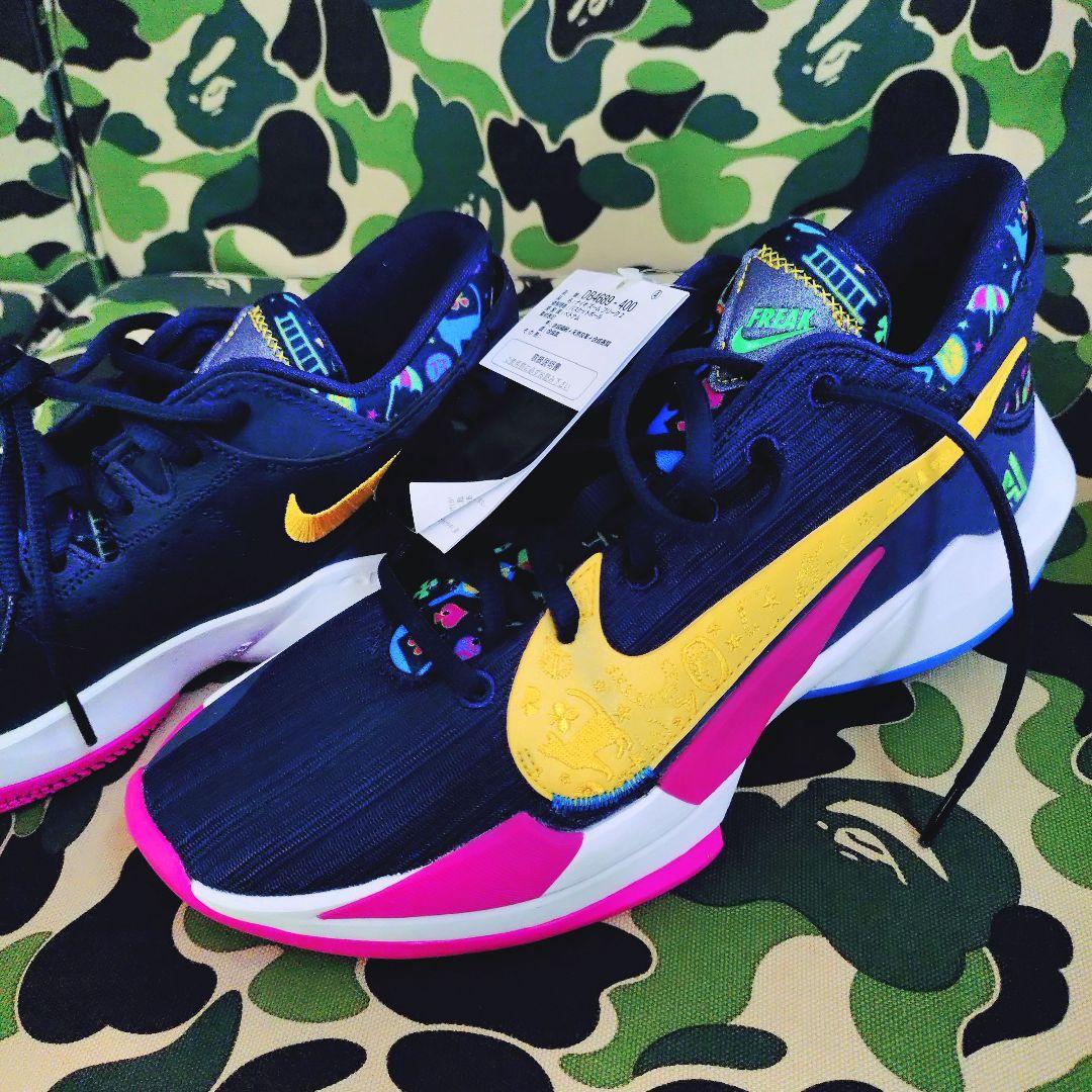 未使用品 NIKE ナイキ メンズ ズームフリーク２ バッシュ シューズ