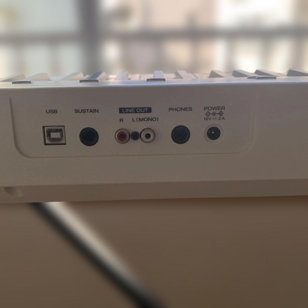 Alesis アレンジ　電子ピアノ　88鍵 ホワイトキーボード