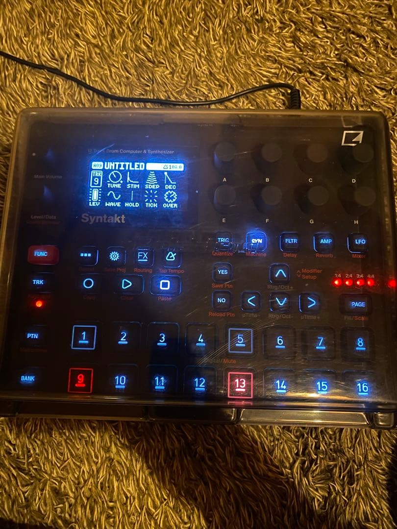 Elektron Syntakt 12トラックドラムコンピュータ　シンセサイザー