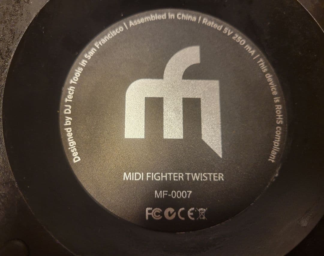 DJ機材 MIDI FIGHTER TWISTER MF-0007