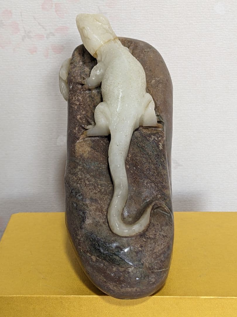 ♦中国 工芸品 天然石 細密彫刻 置物 飾り コレクション 縁起物美術品 骨董品