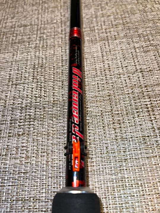 ガンクラフト　バイオレンスジャーク8.2ft 限定レッドカラー