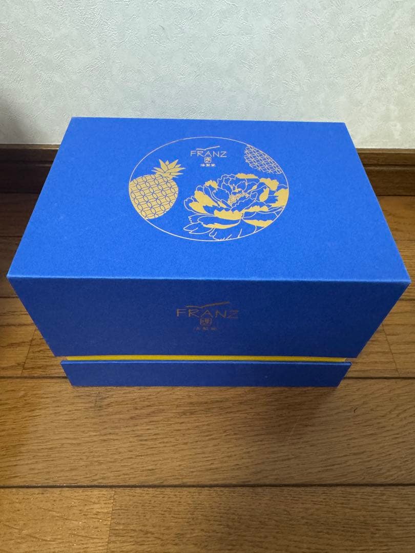 フランツ　パイナップル　置物