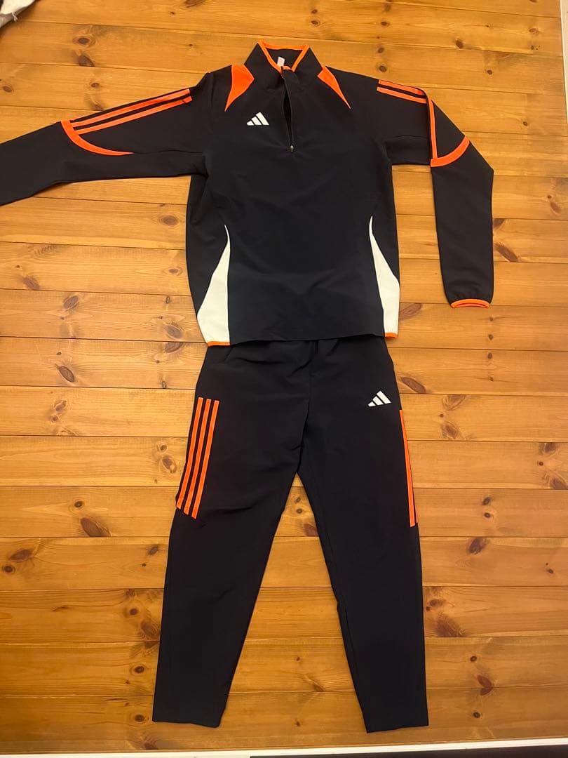 【試着のみ】adidas トレーニングウェア 上下セット ネイビー/オレンジ