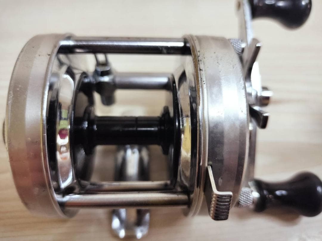 ABU GARCIA アブ アンバサダー 5500c　シルバー　　#780203