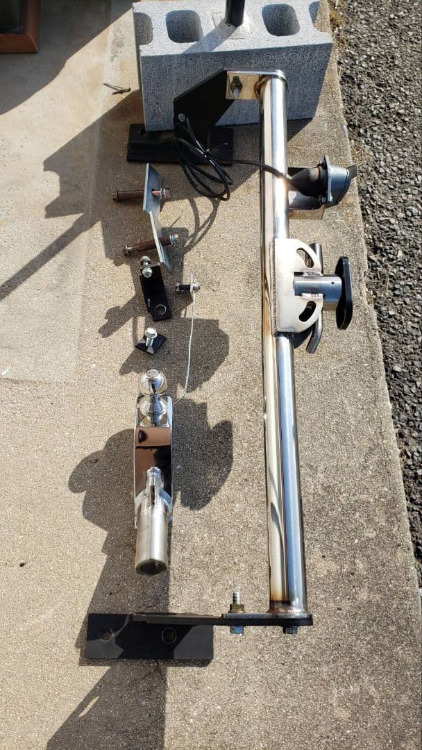 ヒッチメンバー　トレーラー