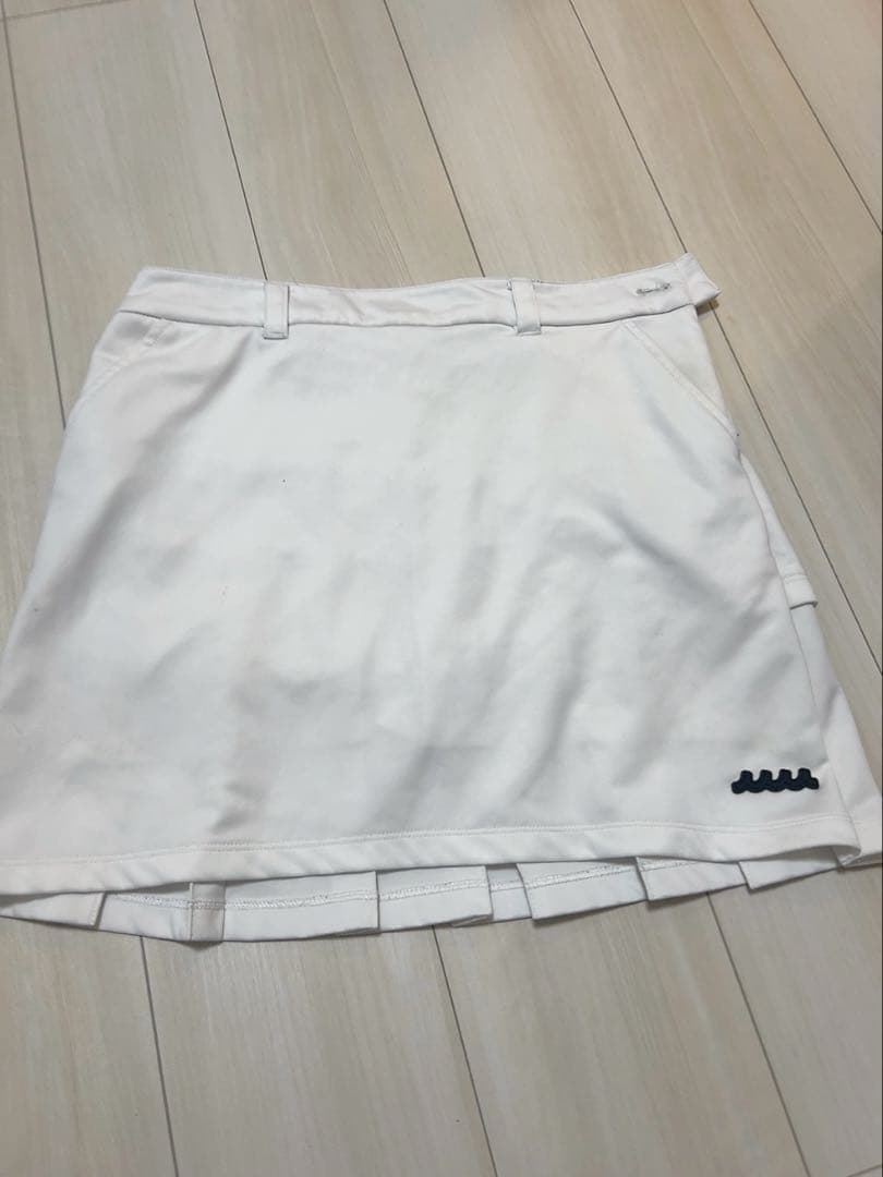 ムータマリーン白スカート