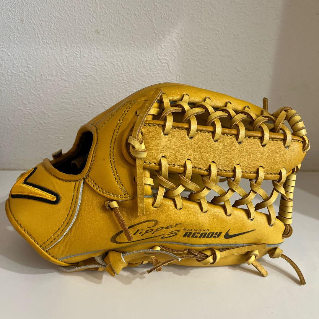 美品　NIKE 軟式内野手用グローブ　ダイヤモンドレディ　ナイキ