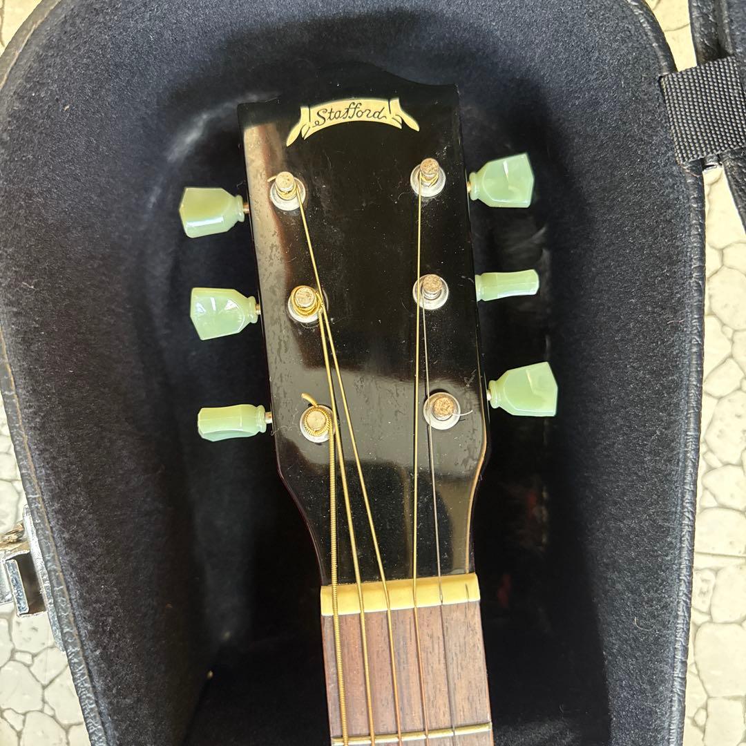 Stafford アコースティックギター レッド　SAD-600