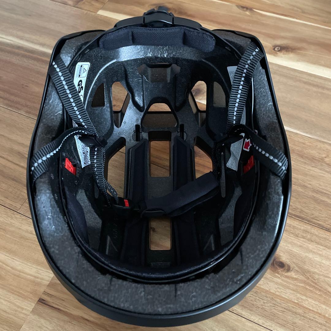 uvex マットブラック ヘルメット