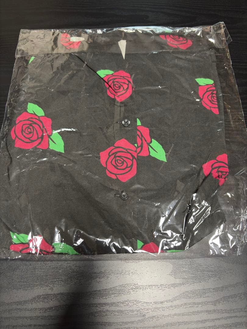 【最安値】すずめの戸締まり展 芹澤朋也 公式シャツ