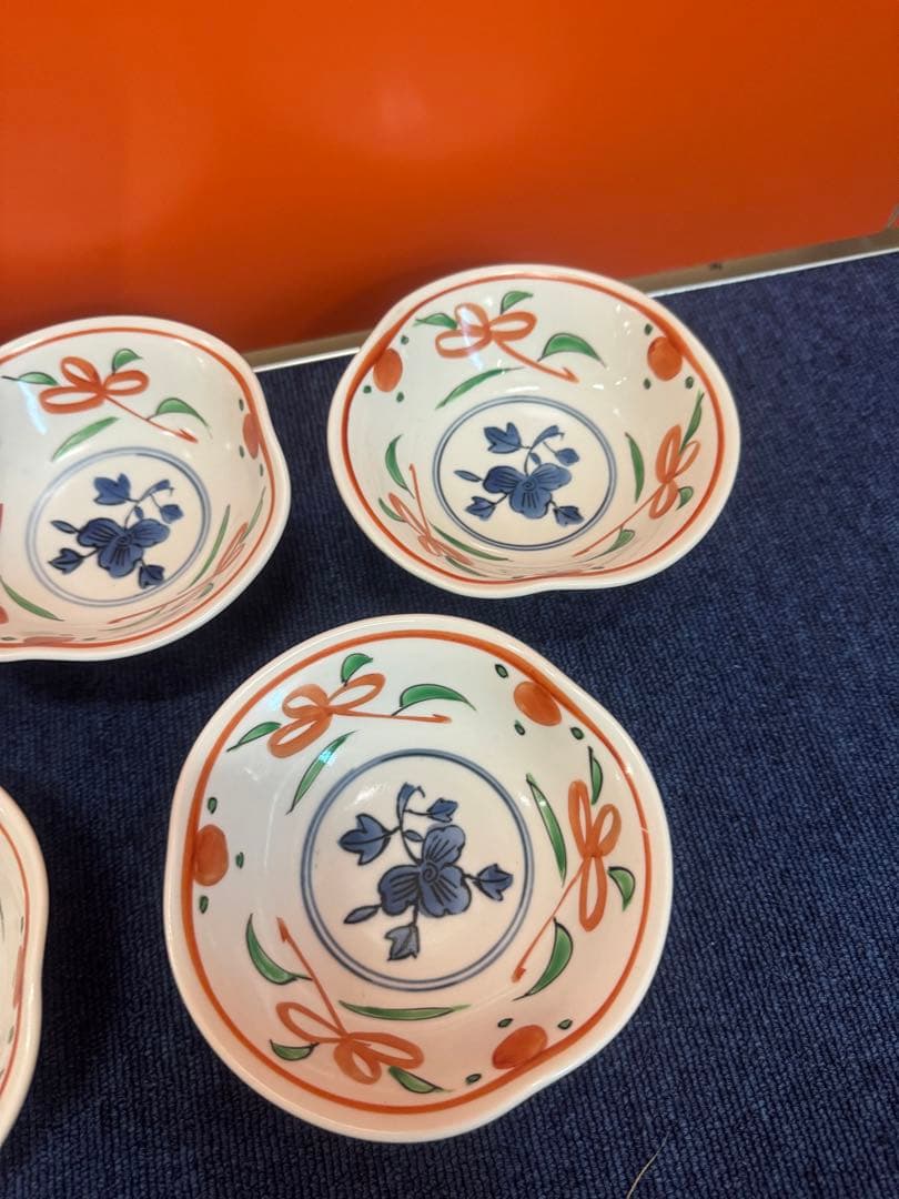 1646 其泉窯　赤絵　高台鉢　5客