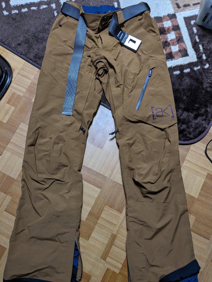 BURTON　akウェア上下セット（ほぼ一式）