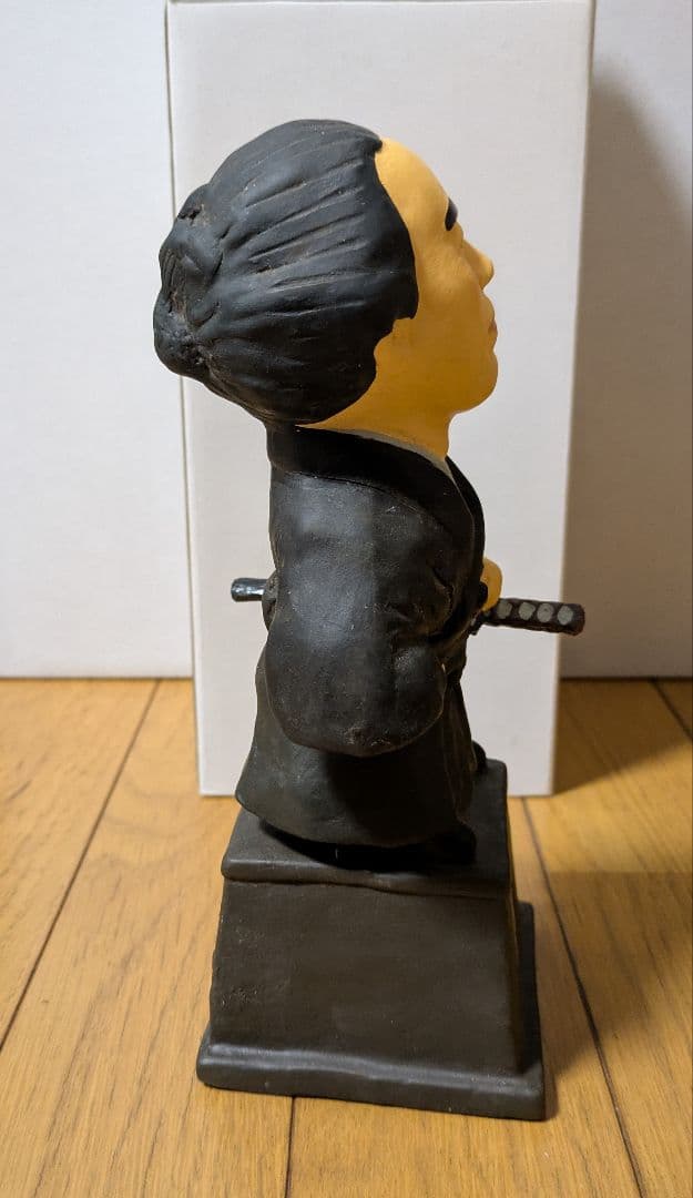 坂本龍馬　銅像　フィギュア 新品・美品　非売品　貴重！ 海援隊、幕末、明治維新