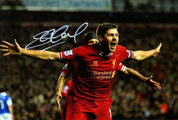 スティーヴン・ジェラード選手（リヴァプール）直筆サイン入りフォト証明書付