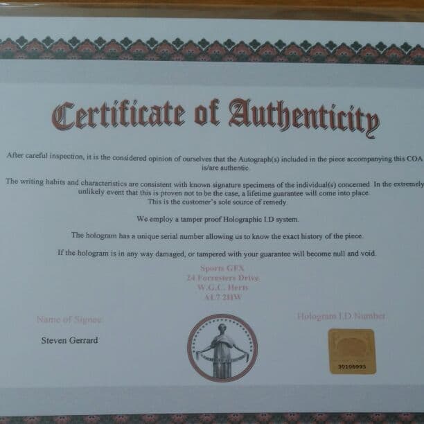 スティーヴン・ジェラード選手（リヴァプール）直筆サイン入りフォト証明書付
