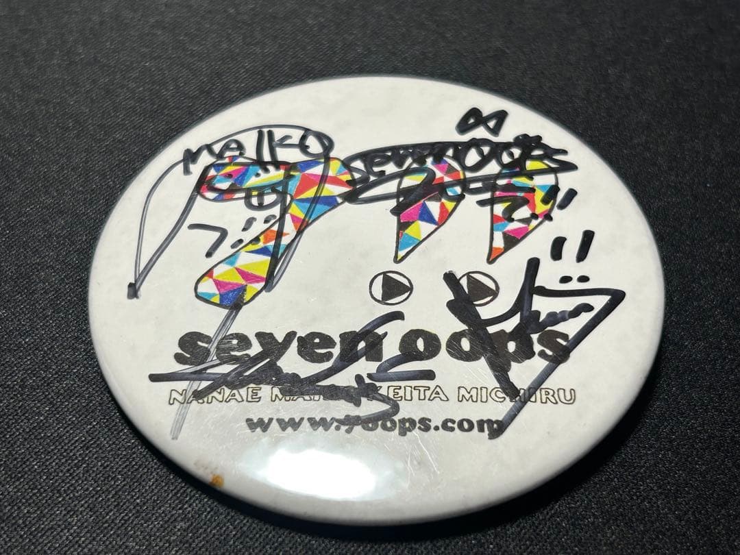 【本人直筆】7!! seven oops 初期4人 サイン 缶バッジセット