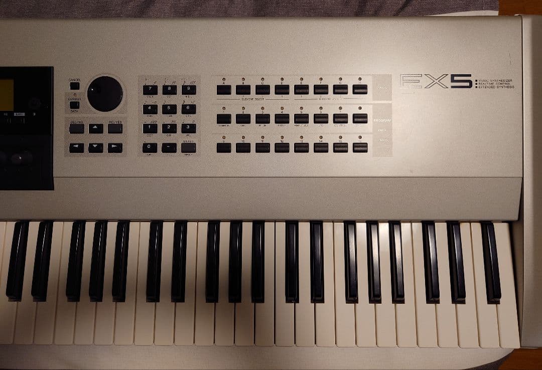 YAMAHA EX5S シンセサイザー
