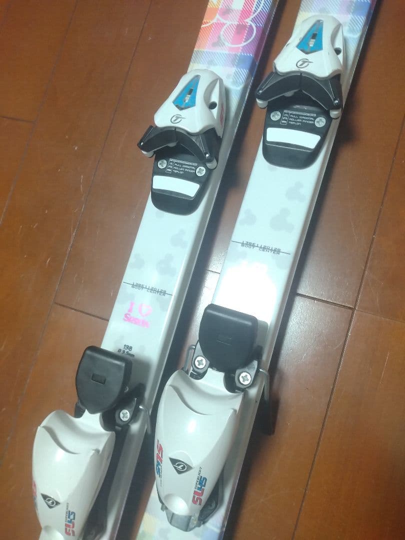 【ミッキーマウス☆】138cm　Hartスキー板セット♪　送料無料！