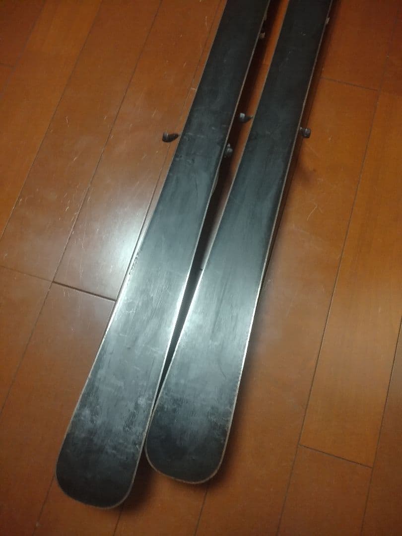 【ミッキーマウス☆】138cm　Hartスキー板セット♪　送料無料！