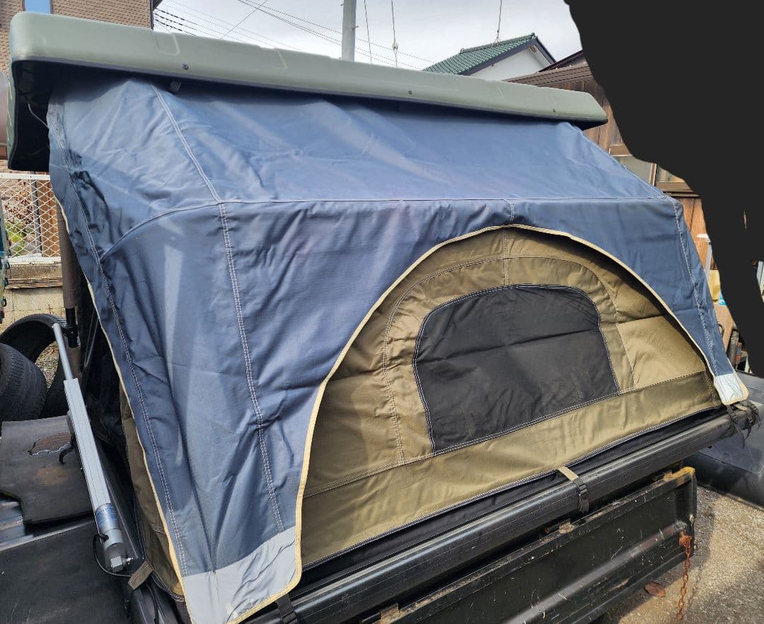 B-BASE様 GRESS電動ルーフテント