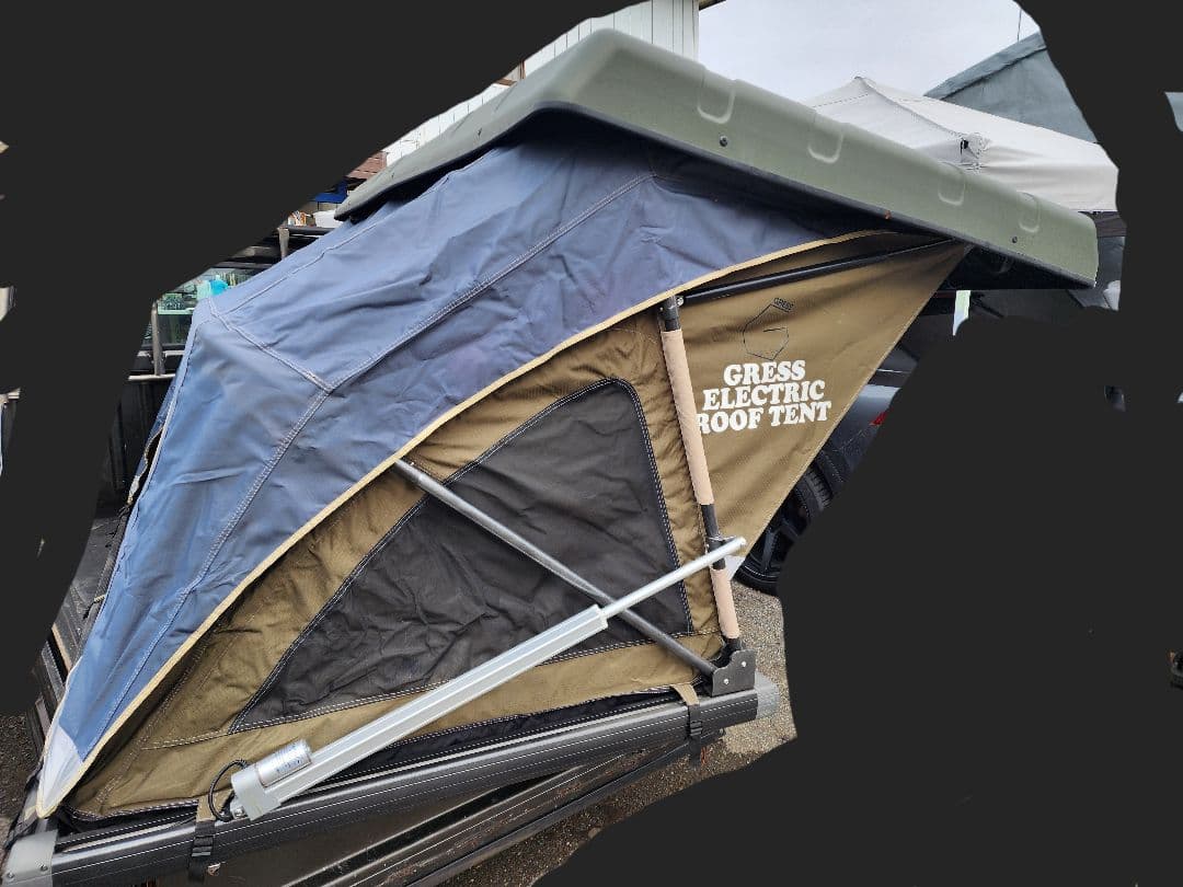 B-BASE様 GRESS電動ルーフテント